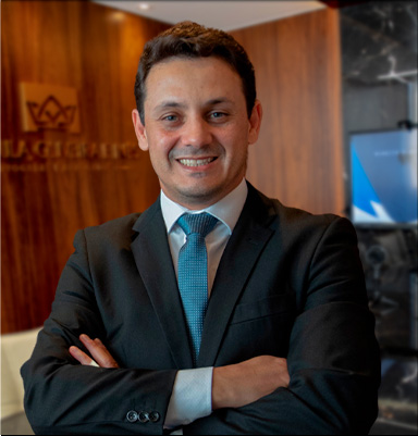 Retrato profissional de Dr. Julio Cezar de Oliveira